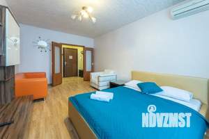 1-к квартира, посуточно, 42м2, 16/22 этаж