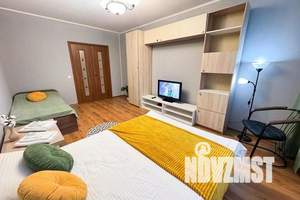 2-к квартира, посуточно, 67м2, 12/23 этаж