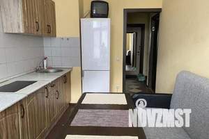 1-к квартира, посуточно, 40м2, 2/10 этаж