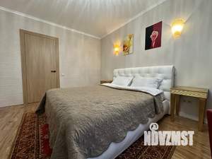 1-к квартира, посуточно, 45м2, 7/25 этаж