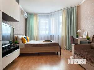 1-к квартира, посуточно, 55м2, 1/1 этаж