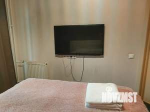 1-к квартира, посуточно, 35м2, 6/15 этаж