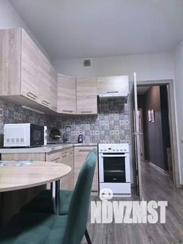 2-к квартира, посуточно, 49м2, 1/1 этаж