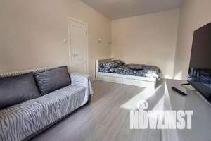 1-к квартира, посуточно, 40м2, 9/9 этаж