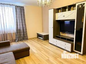 2-к квартира, посуточно, 64м2, 1/1 этаж