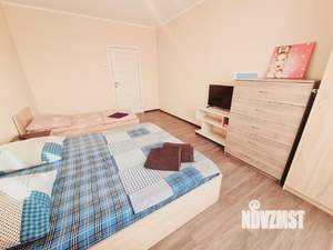 1-к квартира, посуточно, 43м2, 1/1 этаж