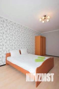 1-к квартира, посуточно, 64м2, 1/1 этаж