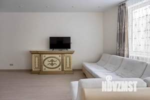 2-к квартира, посуточно, 62м2, 4/25 этаж