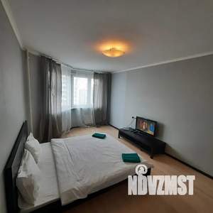 1-к квартира, посуточно, 45м2, 21/25 этаж