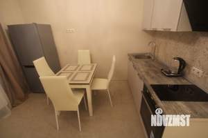 1-к квартира, на длительный срок, 40м2, 7/25 этаж