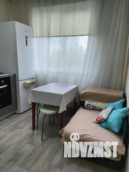 1-к квартира, посуточно, 38м2, 9/16 этаж