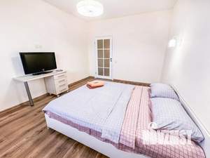 1-к квартира, посуточно, 55м2, 1/1 этаж