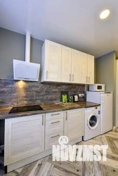 Студия квартира, посуточно, 34м2, 16/25 этаж