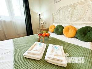 1-к квартира, посуточно, 43м2, 1/1 этаж