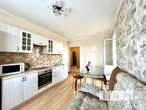 1-к квартира, посуточно, 50м2, 13/17 этаж