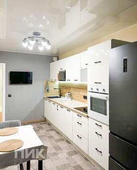 2-к квартира, на длительный срок, 70м2, 2/17 этаж