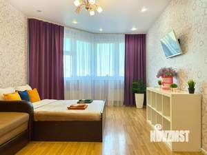 1-к квартира, посуточно, 50м2, 1/1 этаж