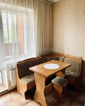 1-к квартира, на длительный срок, 42м2, 4/10 этаж
