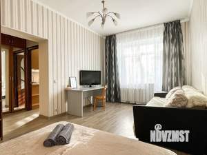 1-к квартира, посуточно, 40м2, 3/5 этаж
