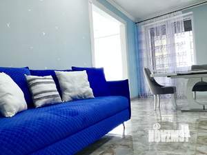 2-к квартира, посуточно, 72м2, 8/25 этаж