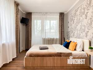 2-к квартира, посуточно, 45м2, 1/1 этаж