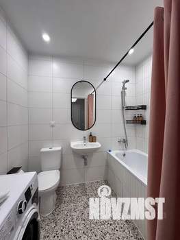 1-к квартира, посуточно, 35м2, 2/17 этаж