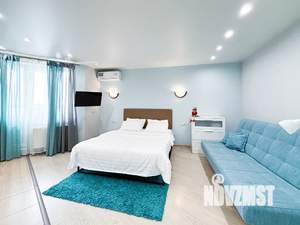 Студия квартира, посуточно, 40м2, 21/25 этаж