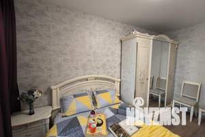 1-к квартира, посуточно, 42м2, 10/17 этаж