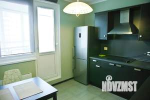 1-к квартира, посуточно, 45м2, 18/25 этаж