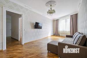 2-к квартира, посуточно, 64м2, 1/1 этаж