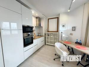 Студия квартира, посуточно, 32м2, 7/25 этаж