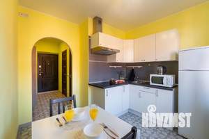 1-к квартира, посуточно, 38м2, 3/7 этаж