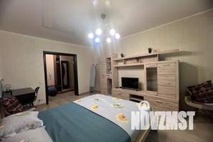 1-к квартира, посуточно, 40м2, 8/17 этаж