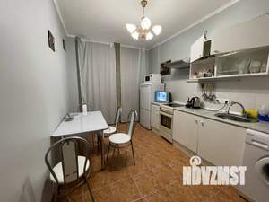 2-к квартира, посуточно, 58м2, 1/17 этаж