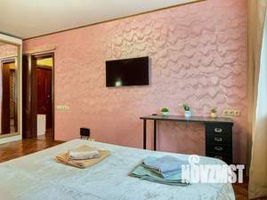 1-к квартира, посуточно, 50м2, 1/1 этаж