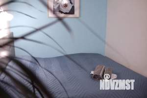 1-к квартира, посуточно, 44м2, 4/25 этаж