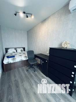 Студия квартира, посуточно, 38м2, 10/15 этаж