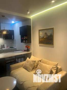 Студия квартира, посуточно, 32м2, 10/25 этаж