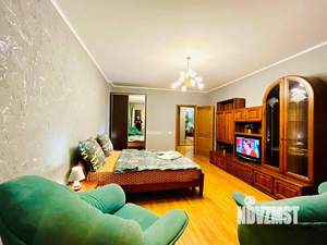 1-к квартира, посуточно, 65м2, 1/1 этаж