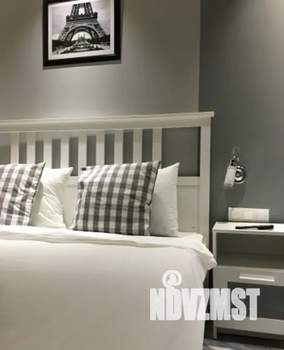 Студия квартира, посуточно, 31м2, 23/25 этаж