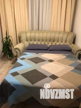 Студия квартира, посуточно, 48м2, 7/14 этаж