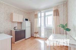 1-к квартира, посуточно, 47м2, 13/25 этаж