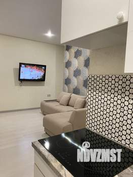 Студия квартира, на длительный срок, 32м2, 13/18 этаж