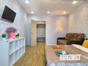 1-к квартира, посуточно, 50м2, 1/1 этаж