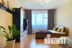 1-к квартира, посуточно, 50м2, 18/25 этаж