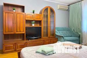 1-к квартира, посуточно, 65м2, 11/16 этаж