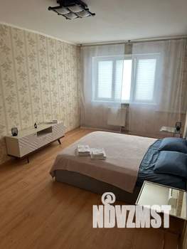 1-к квартира, посуточно, 48м2, 10/25 этаж