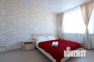 1-к квартира, посуточно, 60м2, 1/1 этаж