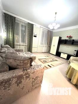 3-к квартира, на длительный срок, 82м2, 2/5 этаж