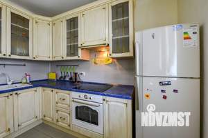 3-к квартира, посуточно, 77м2, 12/25 этаж